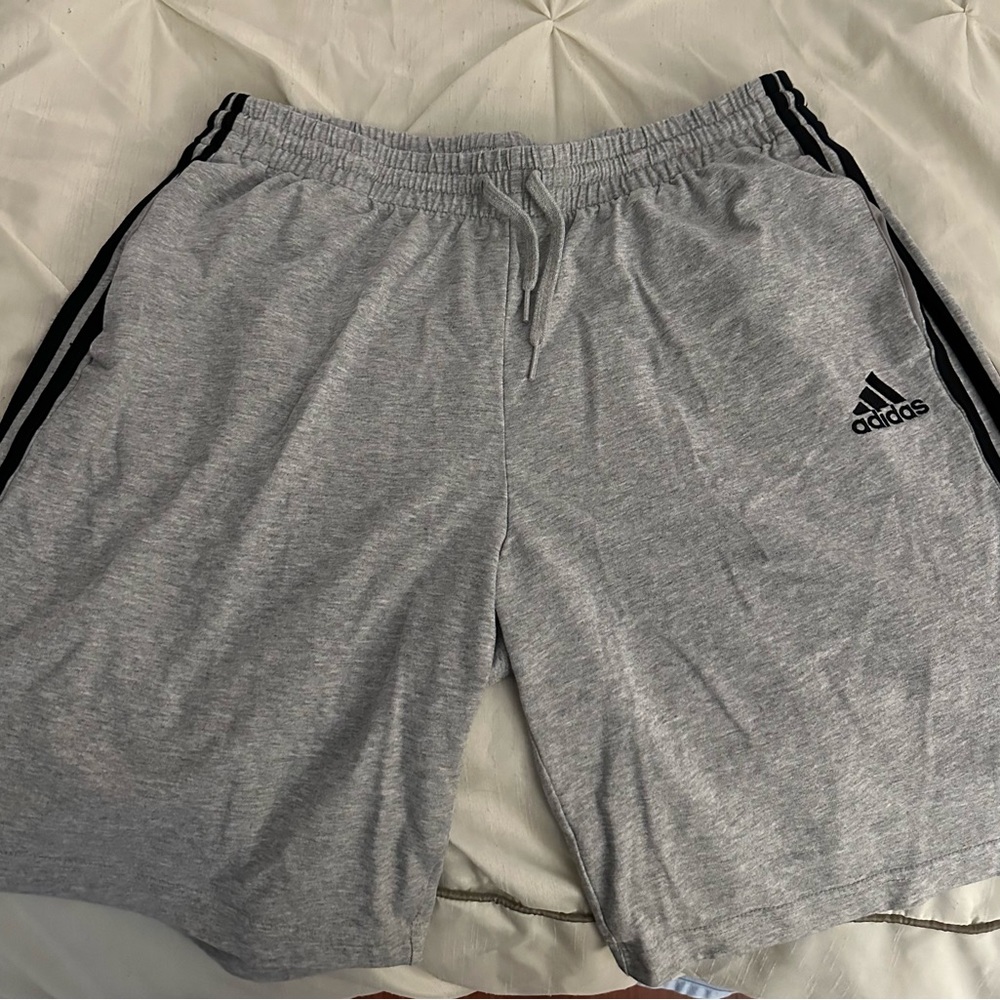 Adidas cotton shorts men’s size XL
